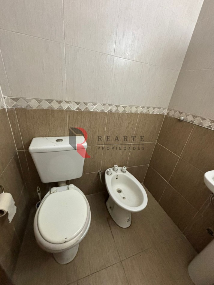 DUPLEX 3 AMBIENTES CON ESPACIO DE GUARDACOCHE EN VENTA SAN MIGUEL 